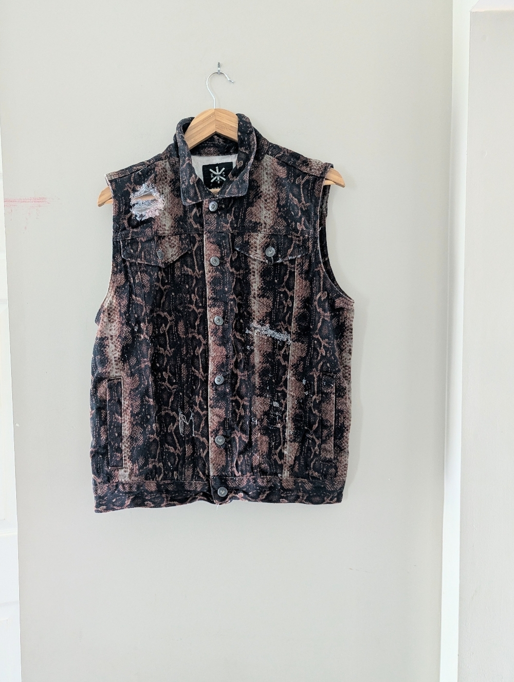 Kill City Snakeskin Print Denim Distressed Trucker Vest Men's Size Large